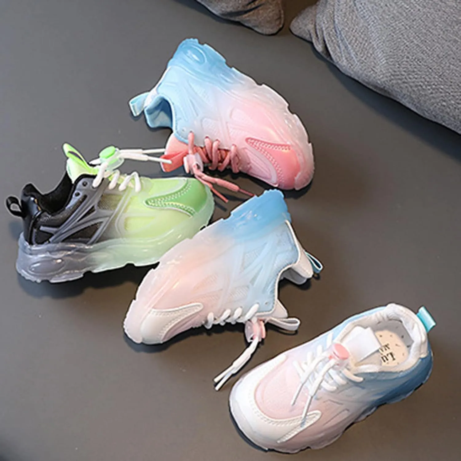 Baby Boys Light Up Casual Outbddor Shoes Toddler Infant Girls Flash Light Shinny Breathable Workout Platform Sneakers