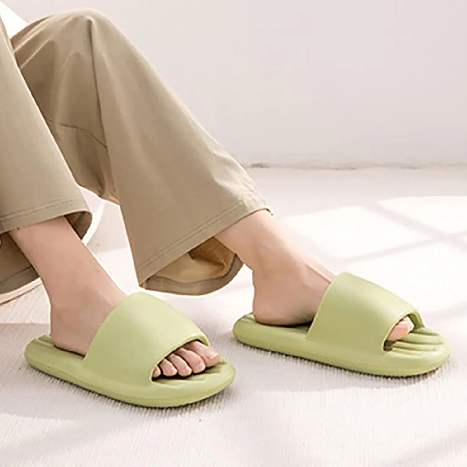 Bathroom Slippers Men Non Slip Quick Drying Shower Slides Non Slip Summer Bathroom Indoor House Slippers with Drain Holes