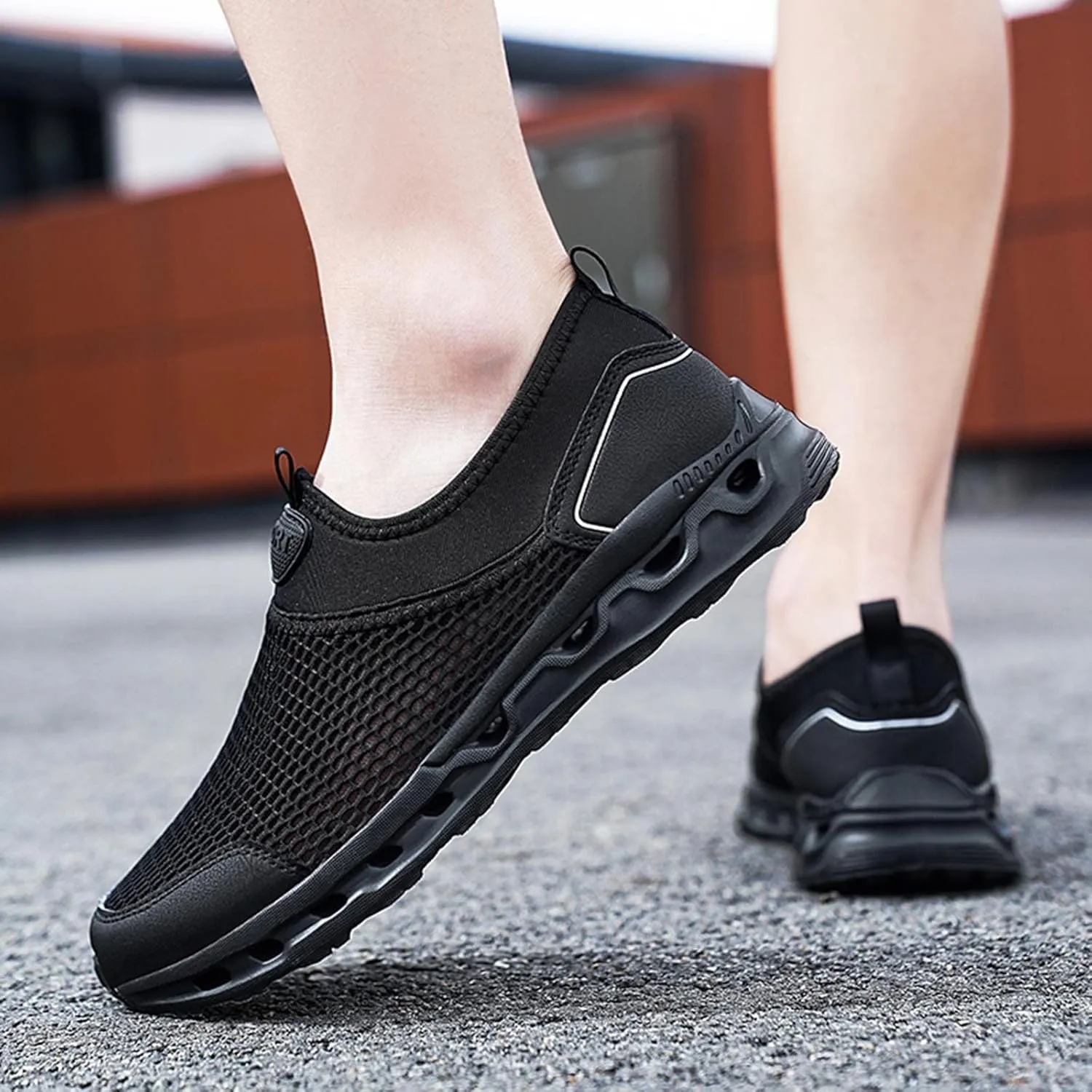 Couple Sports Shoes Spring and Summer New Pattern Fashion Simple Mesh Breathable Men's Leather Sneaker