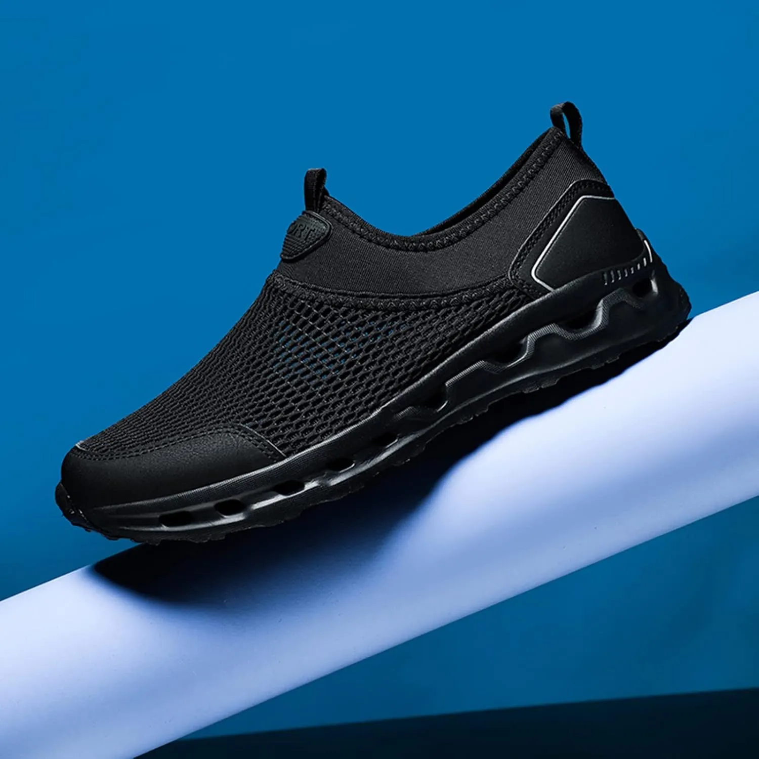 Couple Sports Shoes Spring and Summer New Pattern Fashion Simple Mesh Breathable Men's Leather Sneaker