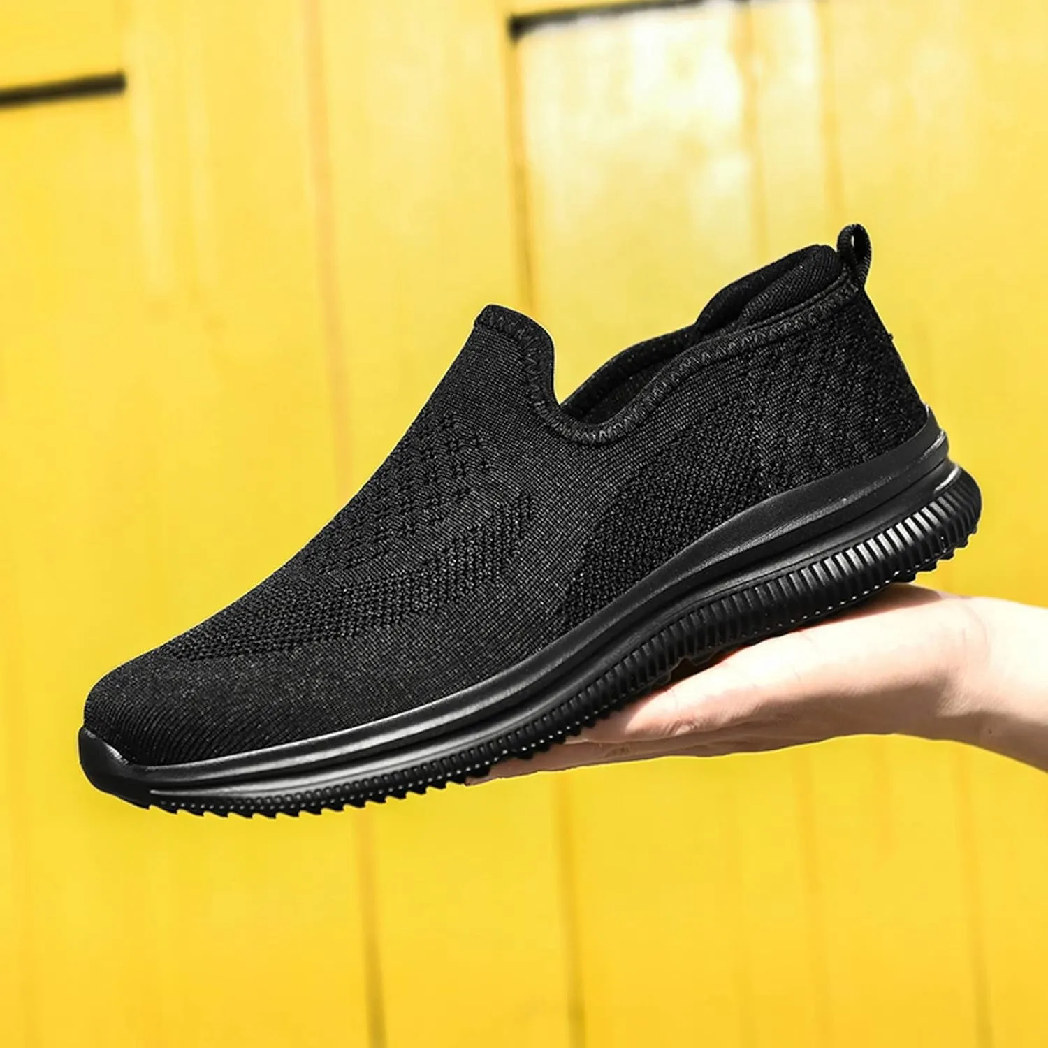 Fashion Men Mesh Mountaineering Casual Sport Shoes Lace Up Solid Color Running Breathable Soft High Tops Men Sneaker