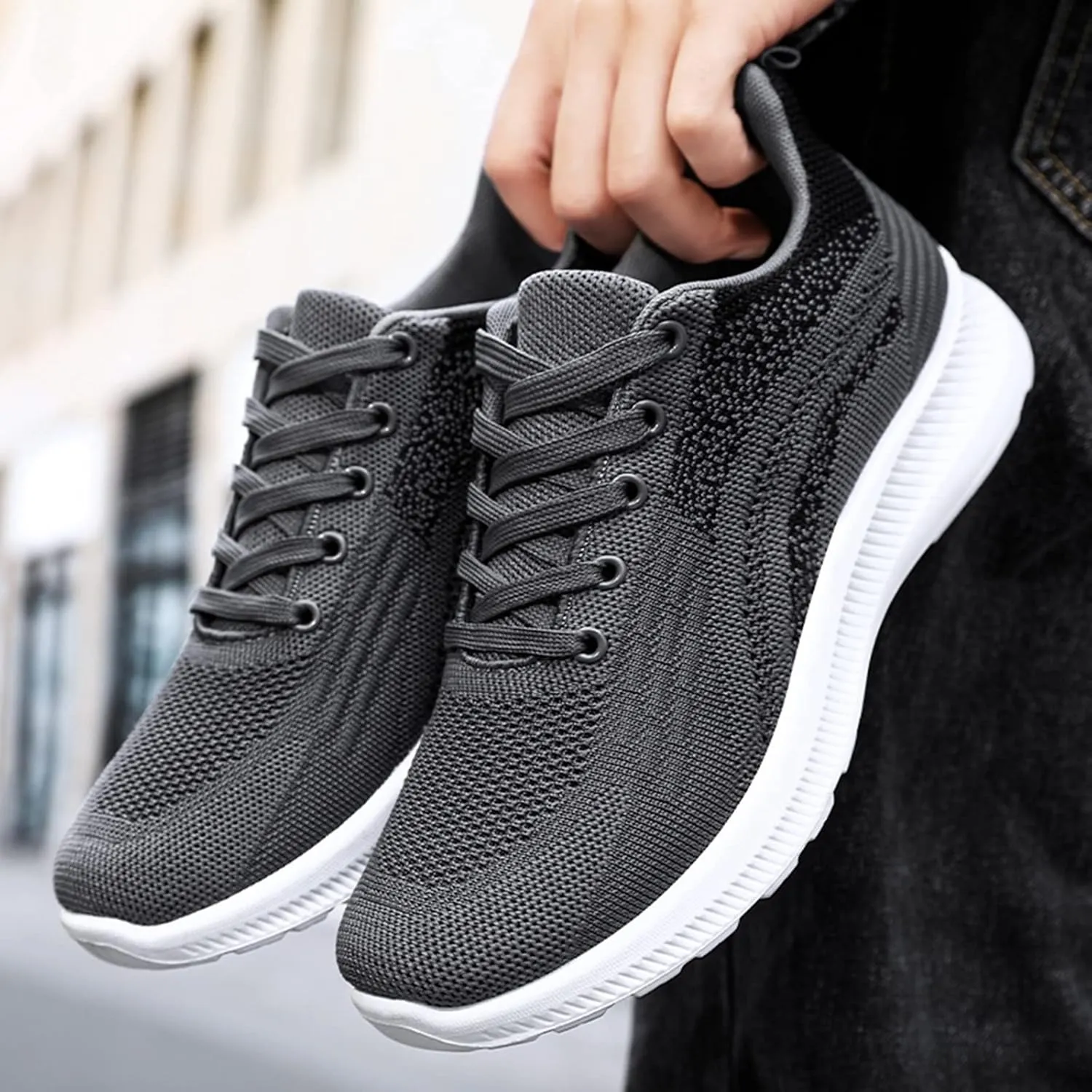 Fashion Spring and Summer Men Sports Shoes Flat Soft Bottom Mesh Breathable Comfortable Lace Up Sneaker Shelves for Men