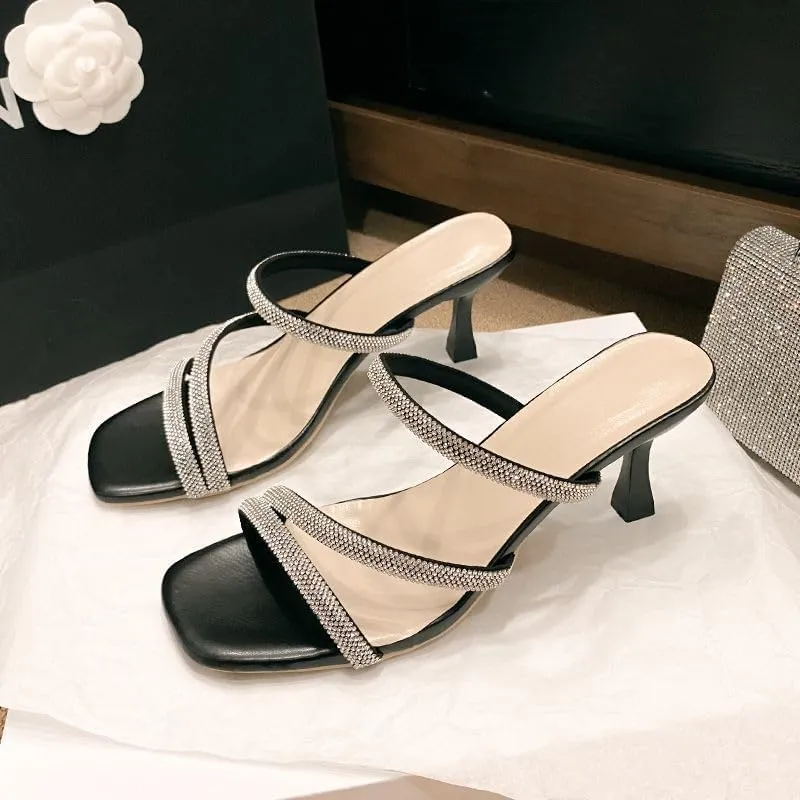 Internet celebrity with skirt versatile high heels 2024 new niche design light mouth stiletto slippers