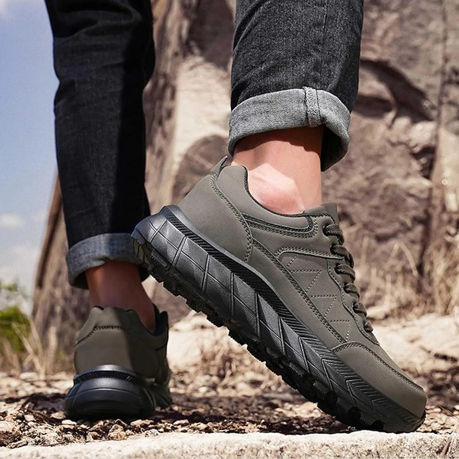 Mens Fashion Sneakers Casual Thick Sole Walking Running Shoes Comfortable Tennis Shoes Round Toe Non Slip Summer Spring Men Sneaker for Hiking