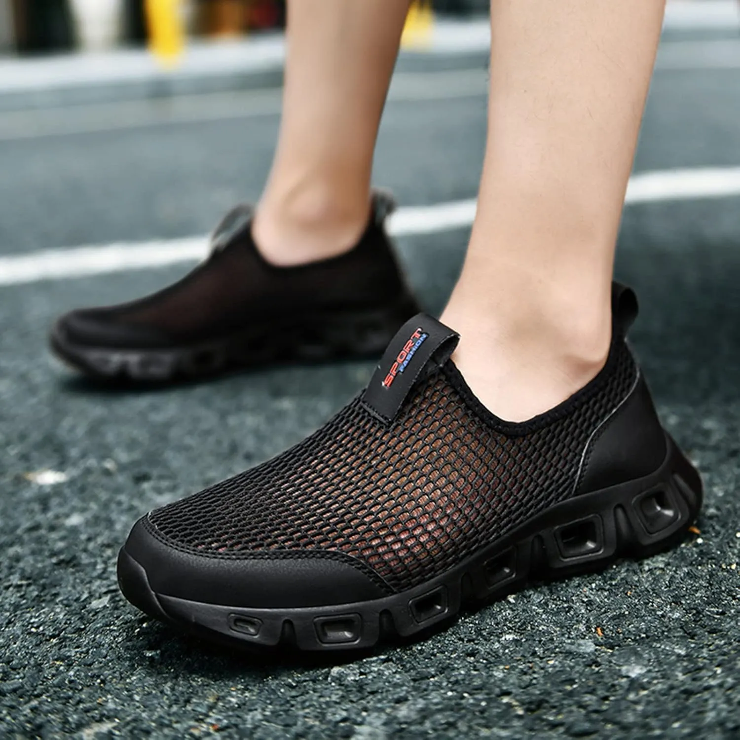 Men's Non Slip Barefoot Minimalist Shoes Breathable and Light Outdoor Comfy Walking Shoe Non Slip Walking Shoes