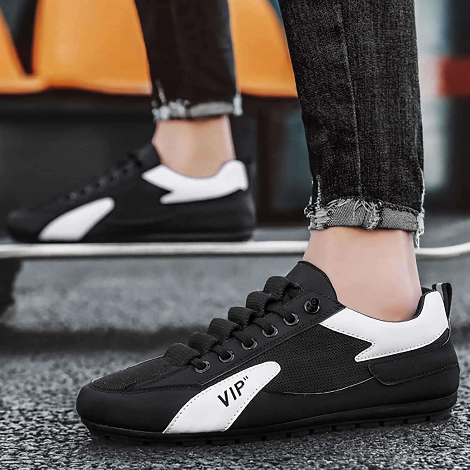 Men's Stylish Lightweight Sneakers Breathable and Light Outdoor Comfy Walking Shoe Casual Elderly Lace Up Shoes