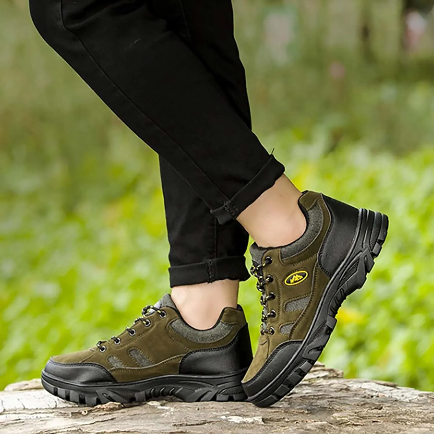Spring Summer Men Sports Shoes Flat Bottom Lightweight Mesh Breathable Lace up Non Slip Comfortable Outdoor Walking Hiking Shoes for Men