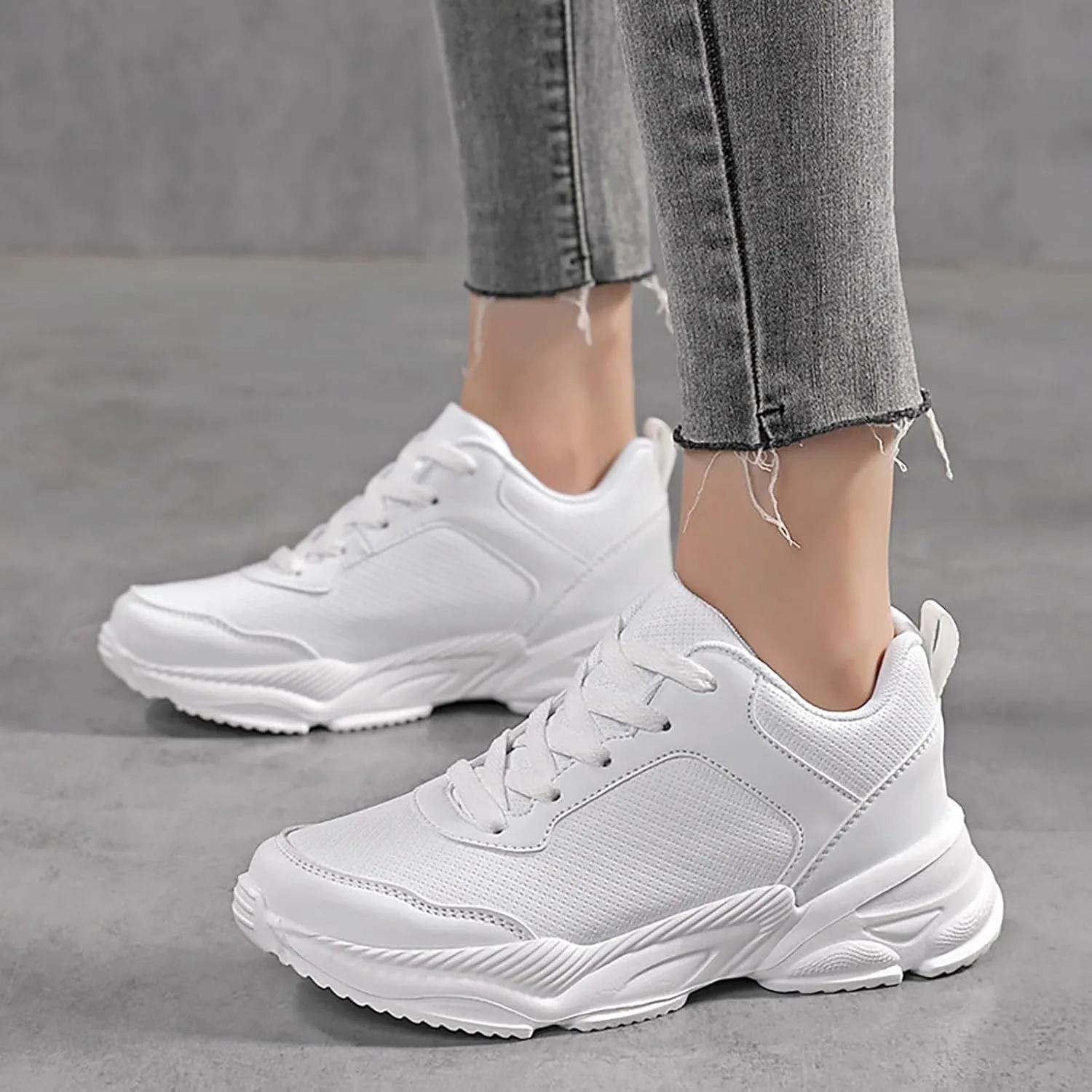 Womens Breathable Sneakers Solid Color Lightweight Slip-on Comfortable Walking Running Shoes Casual Soft Tennis Shoes Non Slip Summer Spring Ladies Shoe