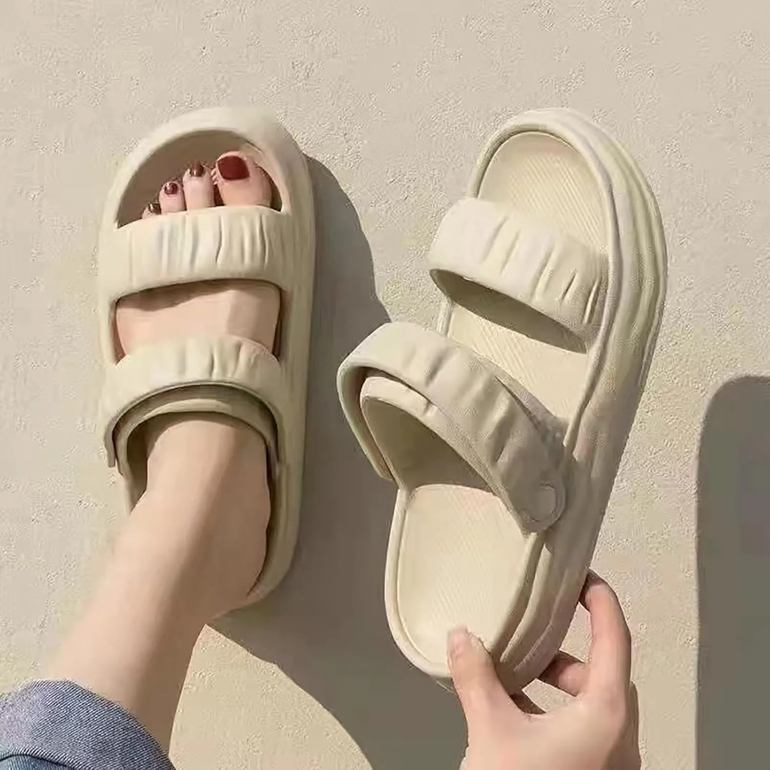 Women's Cloud Slides Non Slip Quick Drying Shower Slides Casual Sandals Indoor Outdoor Women's Slides