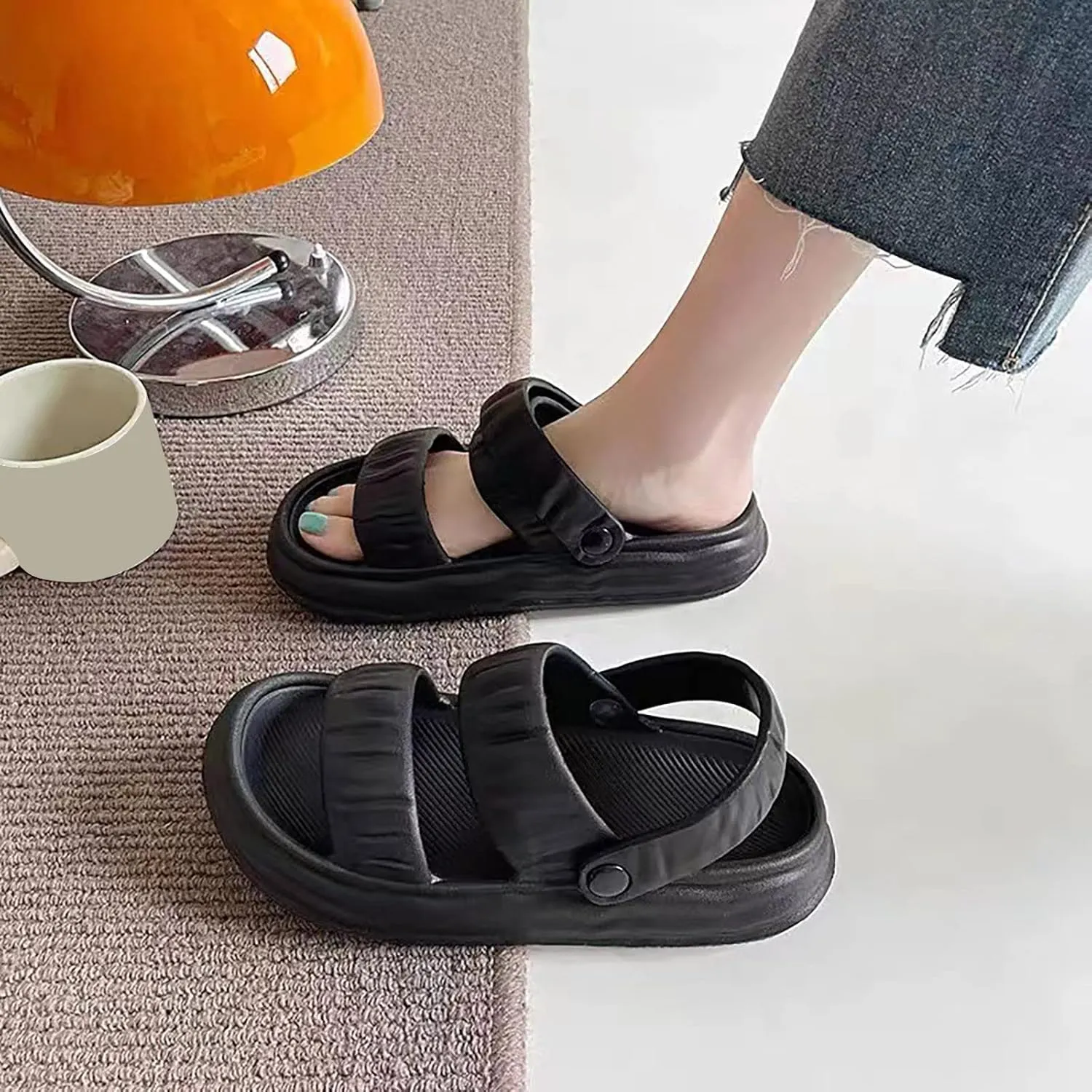Women's Cloud Slides Non Slip Quick Drying Shower Slides Casual Sandals Indoor Outdoor Women's Slides