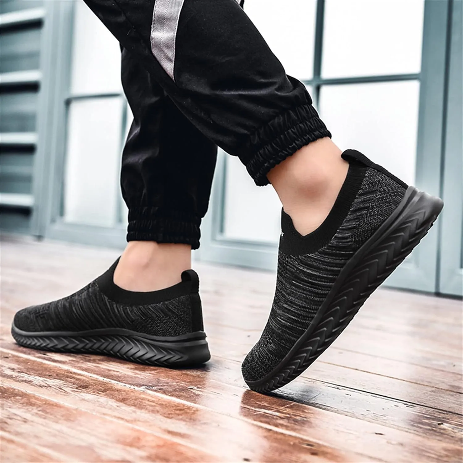 Women's Lightweight Slip On Walking Running Shoes Womens Tennis Shoes Mesh Casual Black Shoes Platform Sneakers Black Tennis Shoe Loafers Shoe