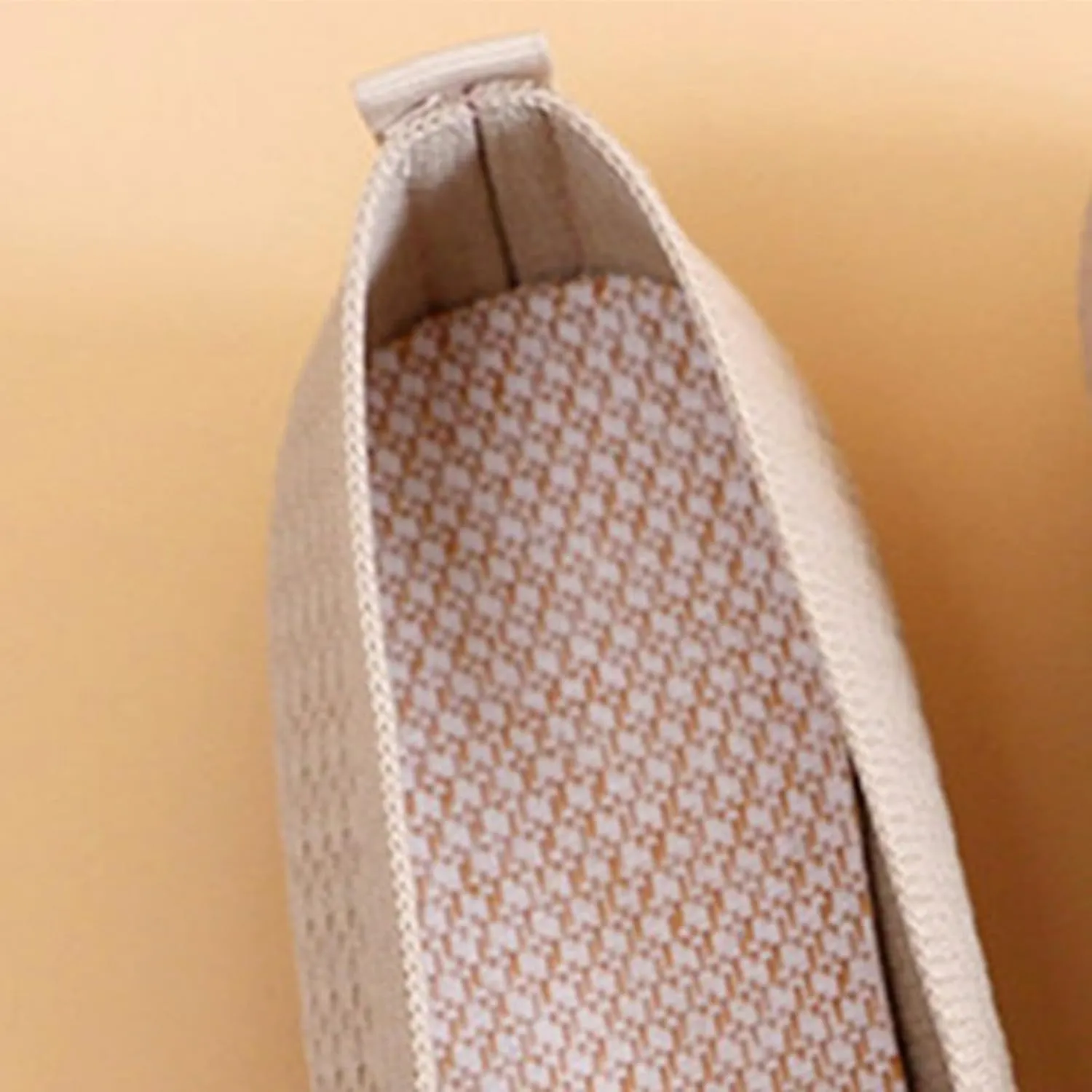 Women's L𝐨w Heel Casual Shoes Breathable Lightweight Work Shoes Soft Sole Slip On Loafers Comfortable Wide Width Orthopedic Sneakers