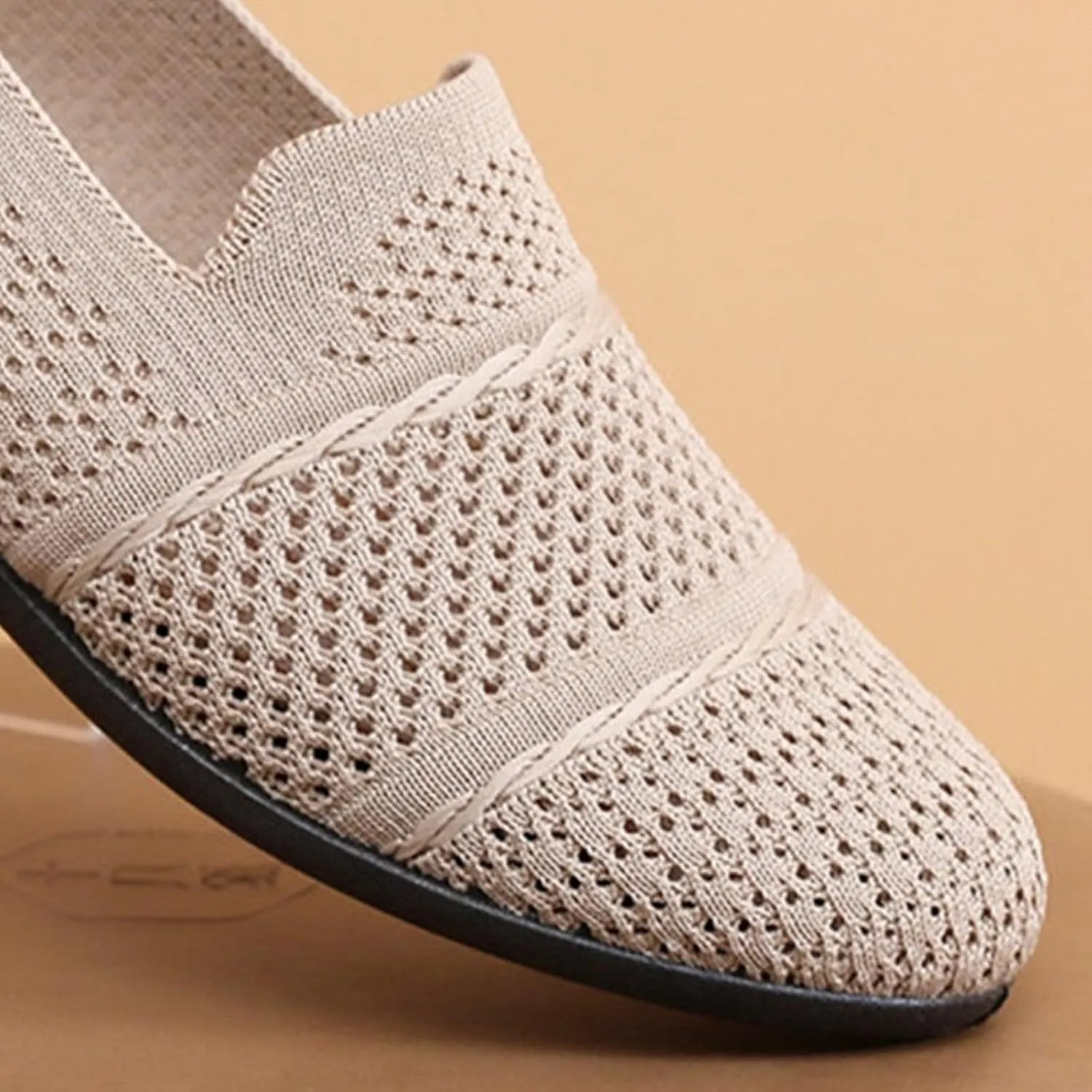 Women's L𝐨w Heel Casual Shoes Breathable Lightweight Work Shoes Soft Sole Slip On Loafers Comfortable Wide Width Orthopedic Sneakers
