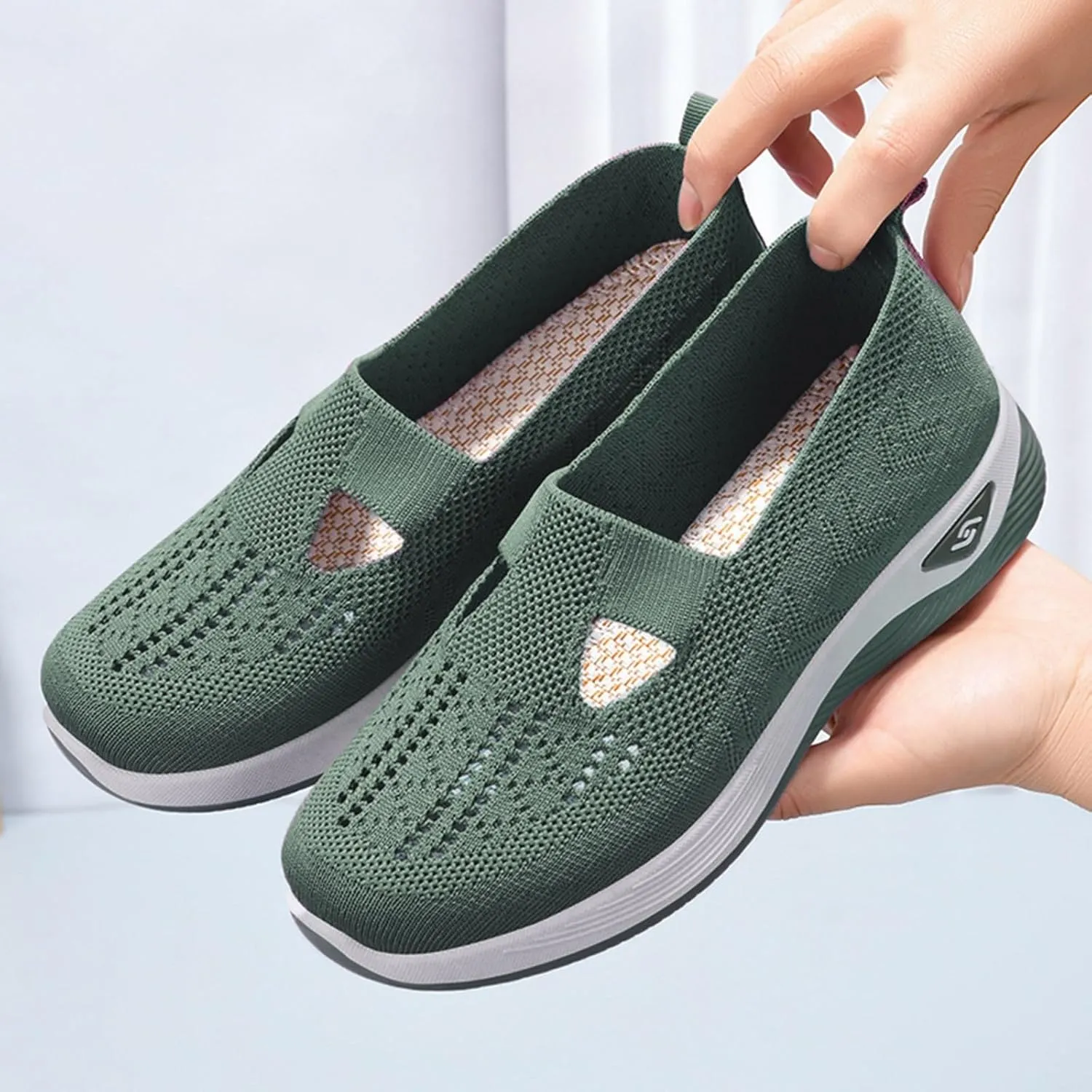 Women's Slip on Sneakers Orthopedic Walking Shoes Lightweight Comfortable Running Shoes Anti-Slip Mesh Shoes Sneakers