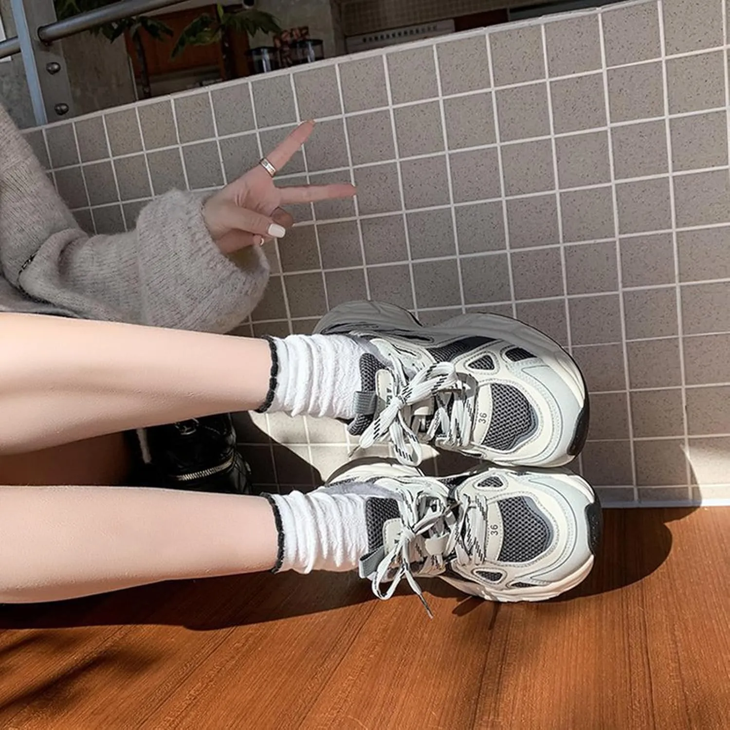 Women's Thick Bottom Silver Dad Sneakers Spring/Autumn Breathable Casual Sport Shoes with Lace-up Low Top Trainers